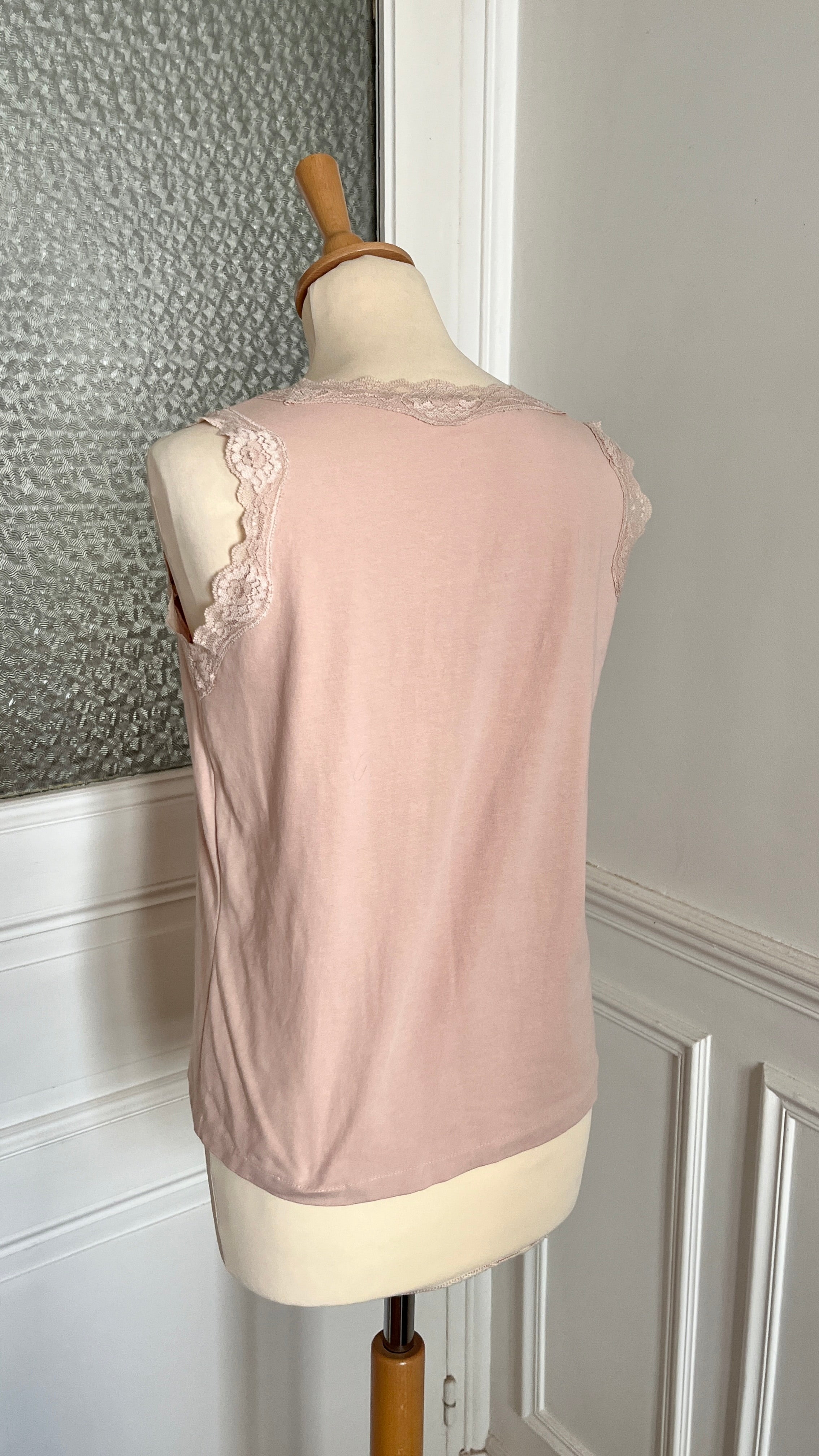 Top dentelle fait main - Du 38 au 44