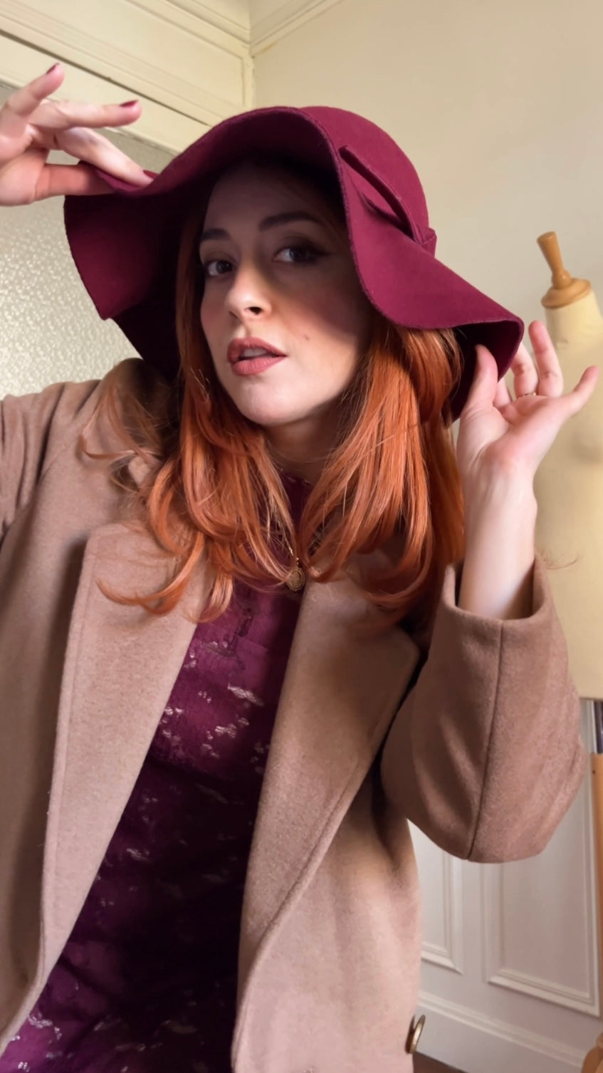 Capeline bordeaux . Taille 57