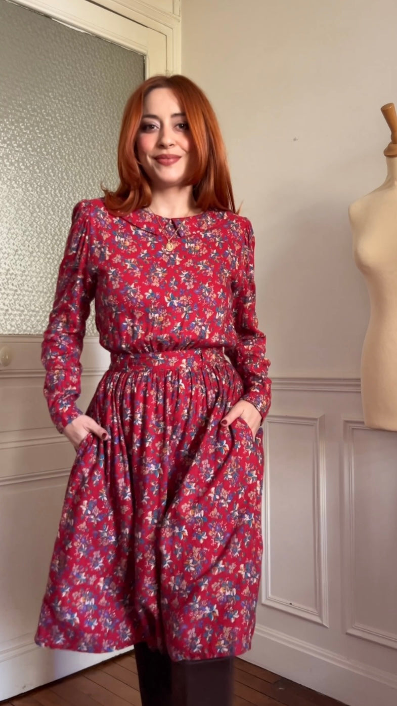 Robe à fleurs vintage . Taille 38