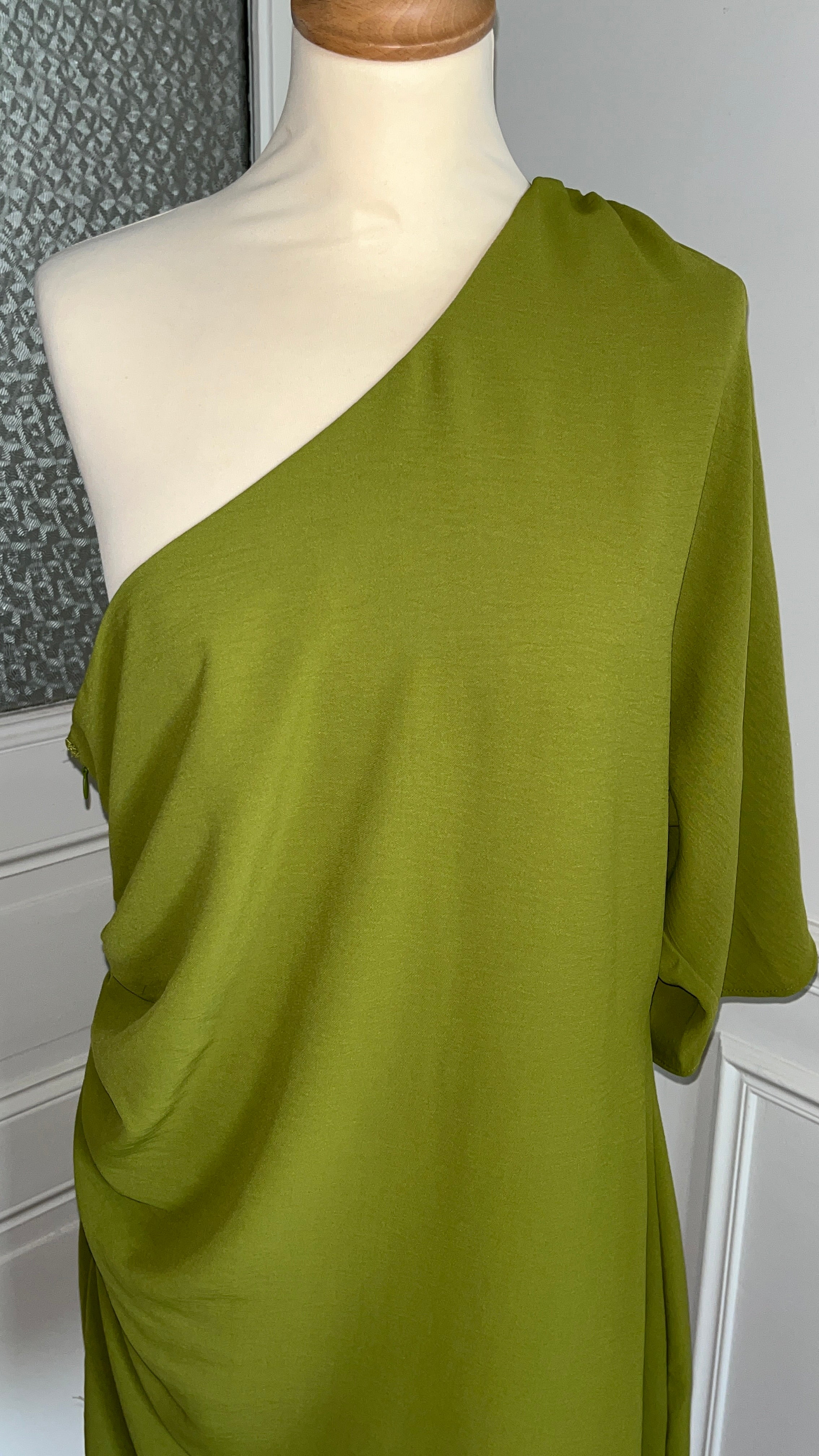 Robe asymétrique BELINDA - Du 38 au 42