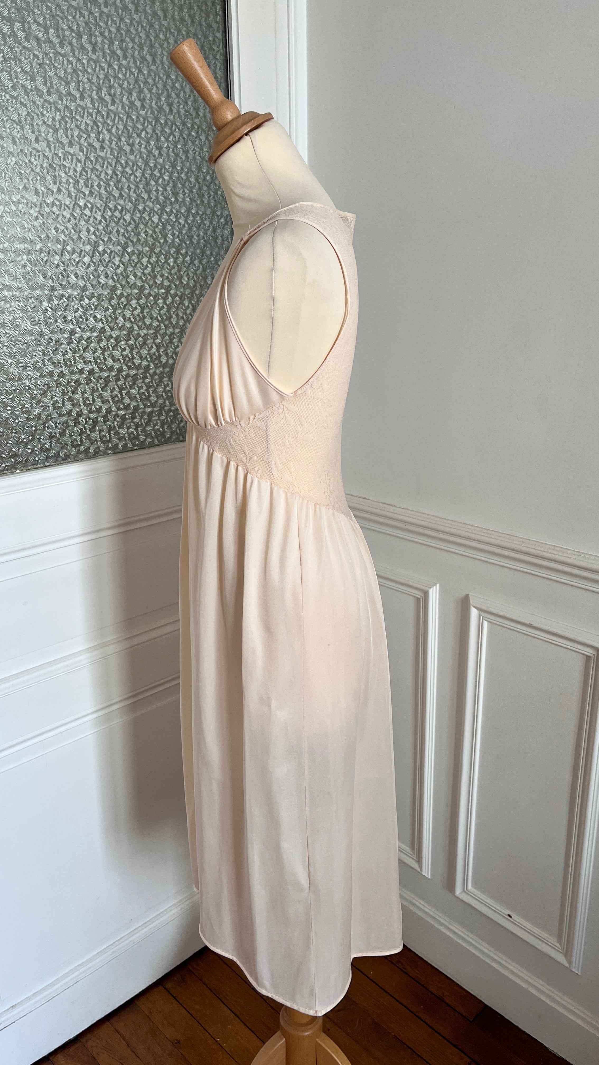 Robe nuisette dos dentelle - Taille 38