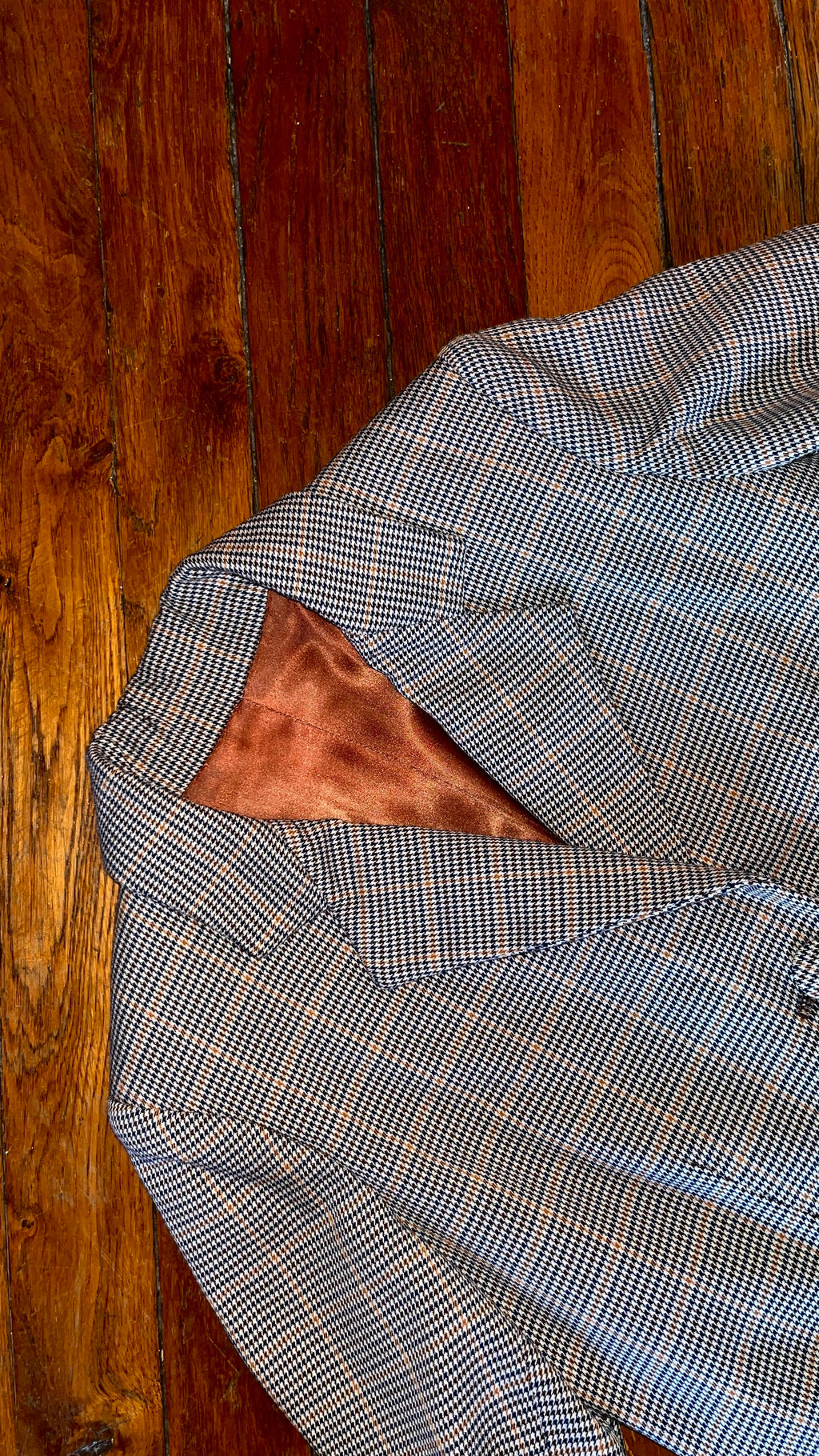 Tailleur fait main pied-de-poule . Taille 42