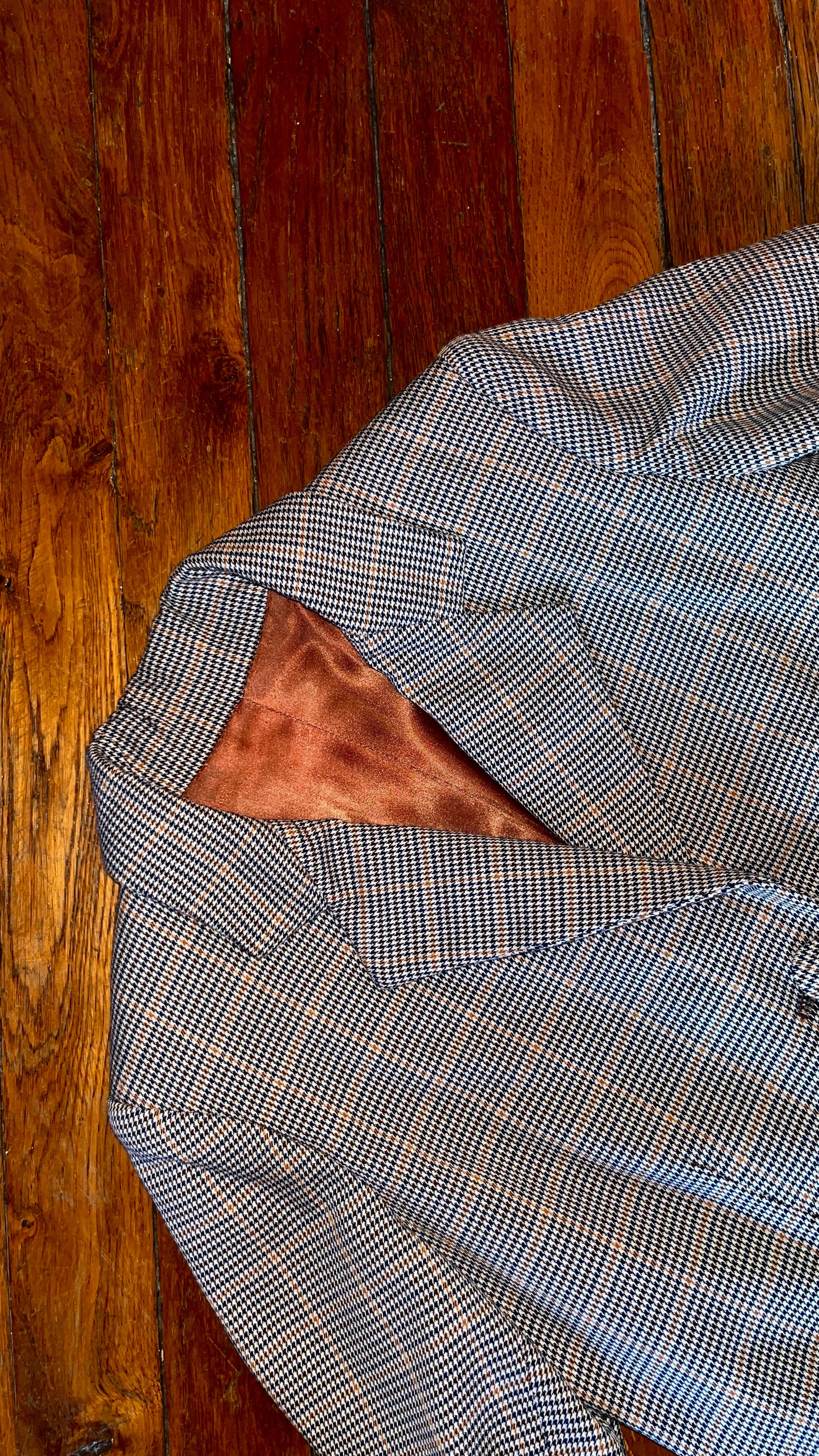 Tailleur fait main pied-de-poule . Taille 42