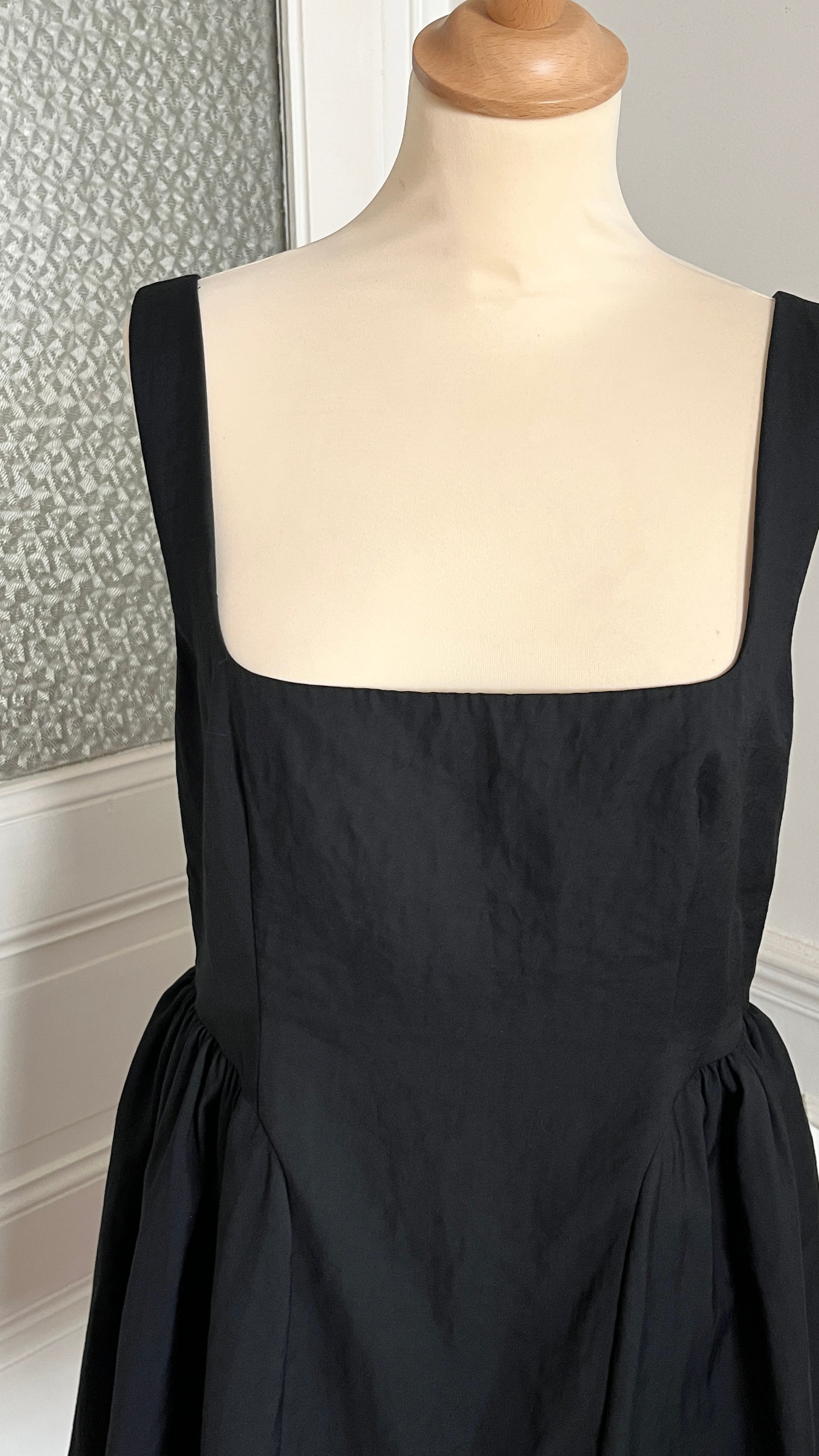 Robe noire graphique - Taille 40/42