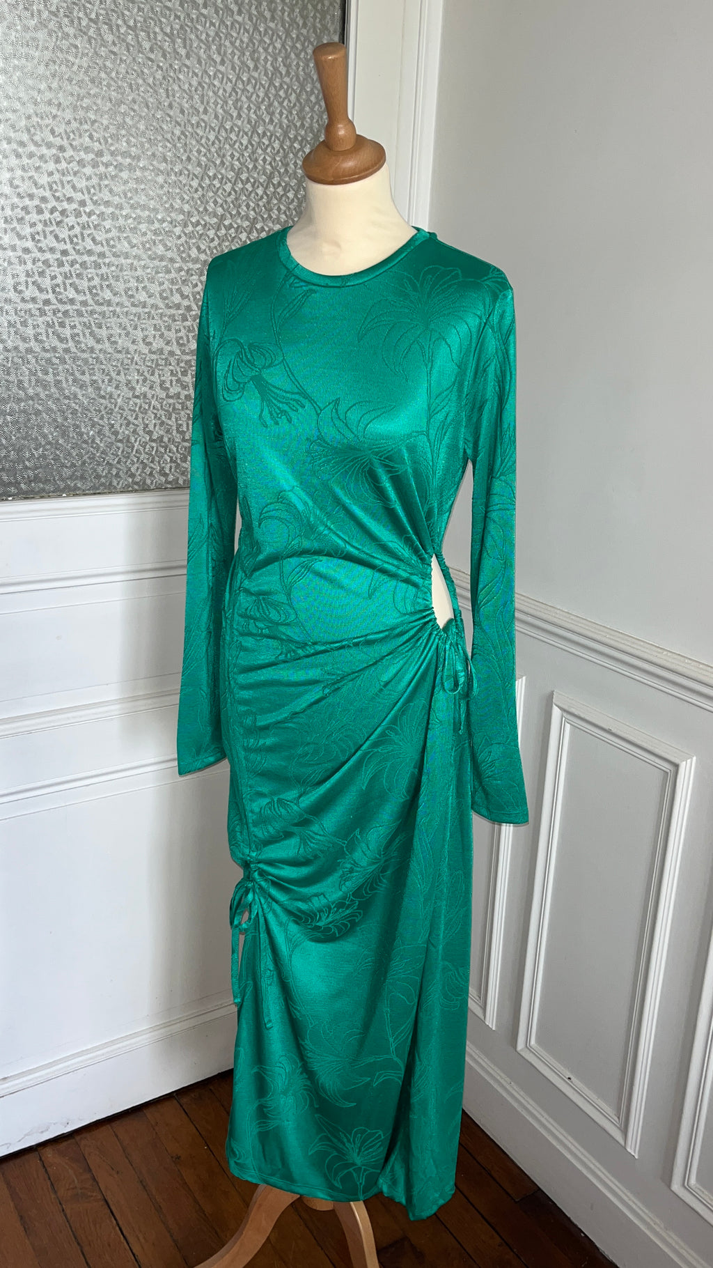 Robe à découpe CHLOÉ - Taille 42