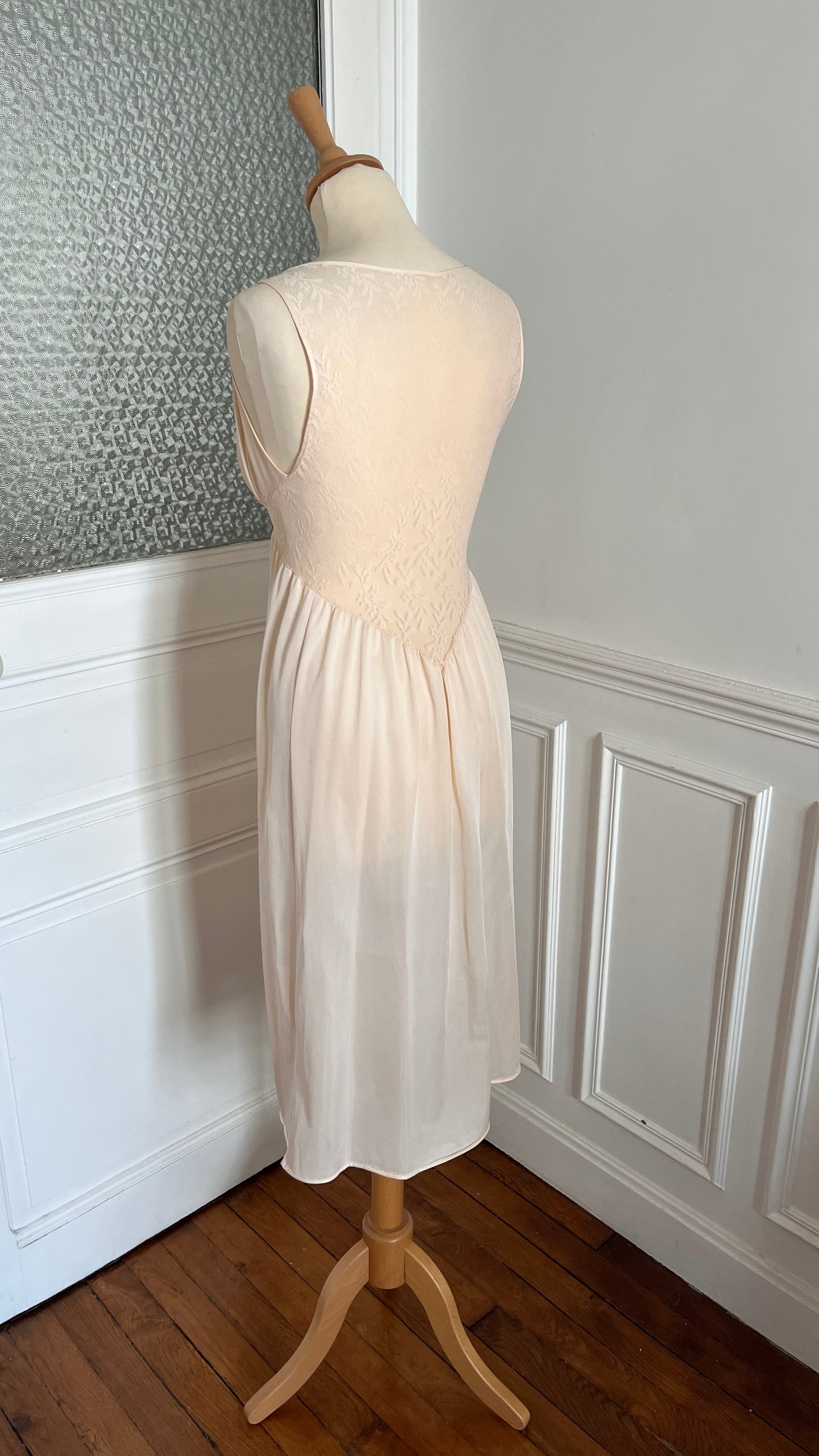 Robe nuisette dos dentelle - Taille 38