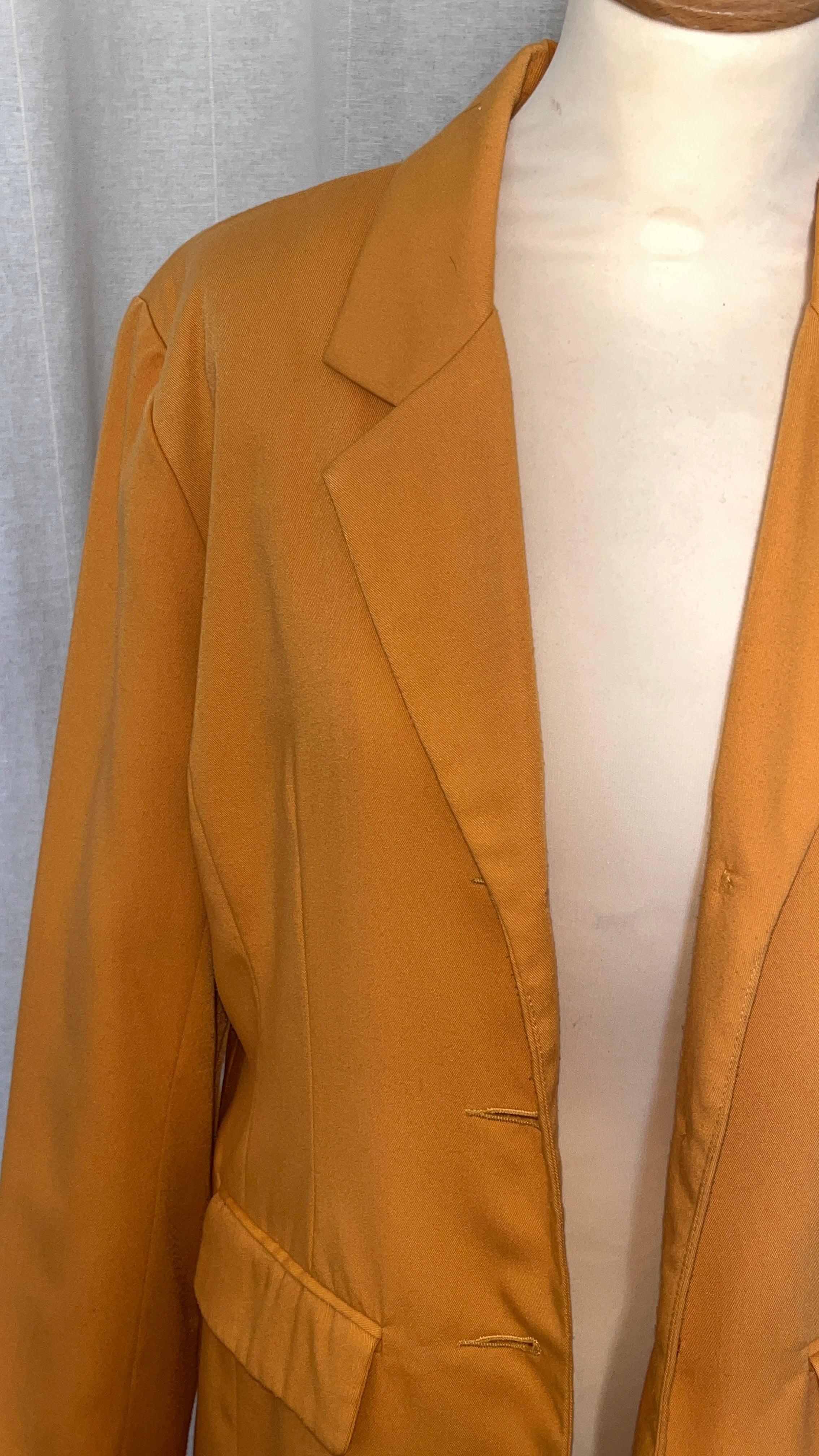 Blazer jaune d’or - Du 38 au 44