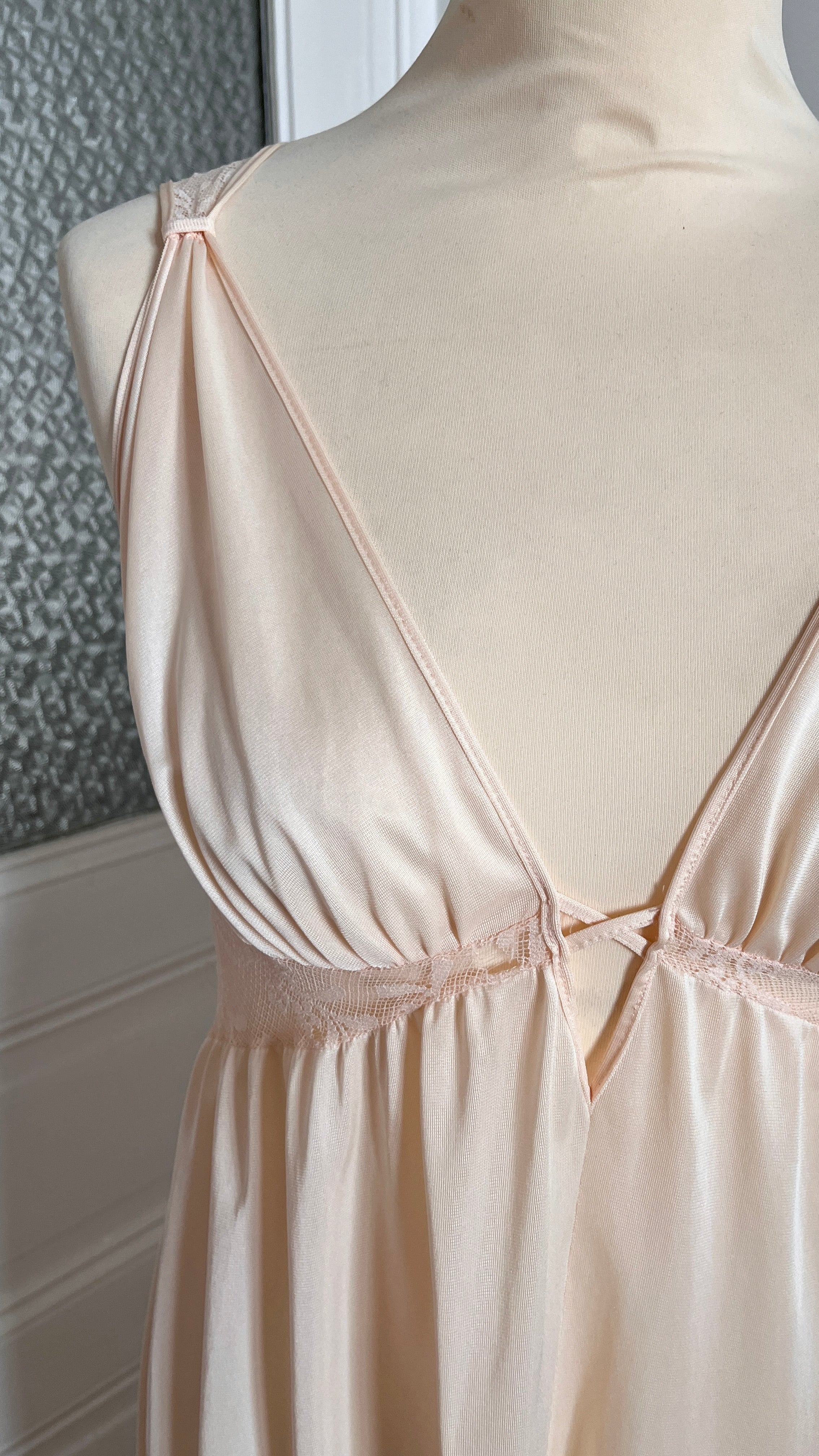 Robe nuisette dos dentelle - Taille 38