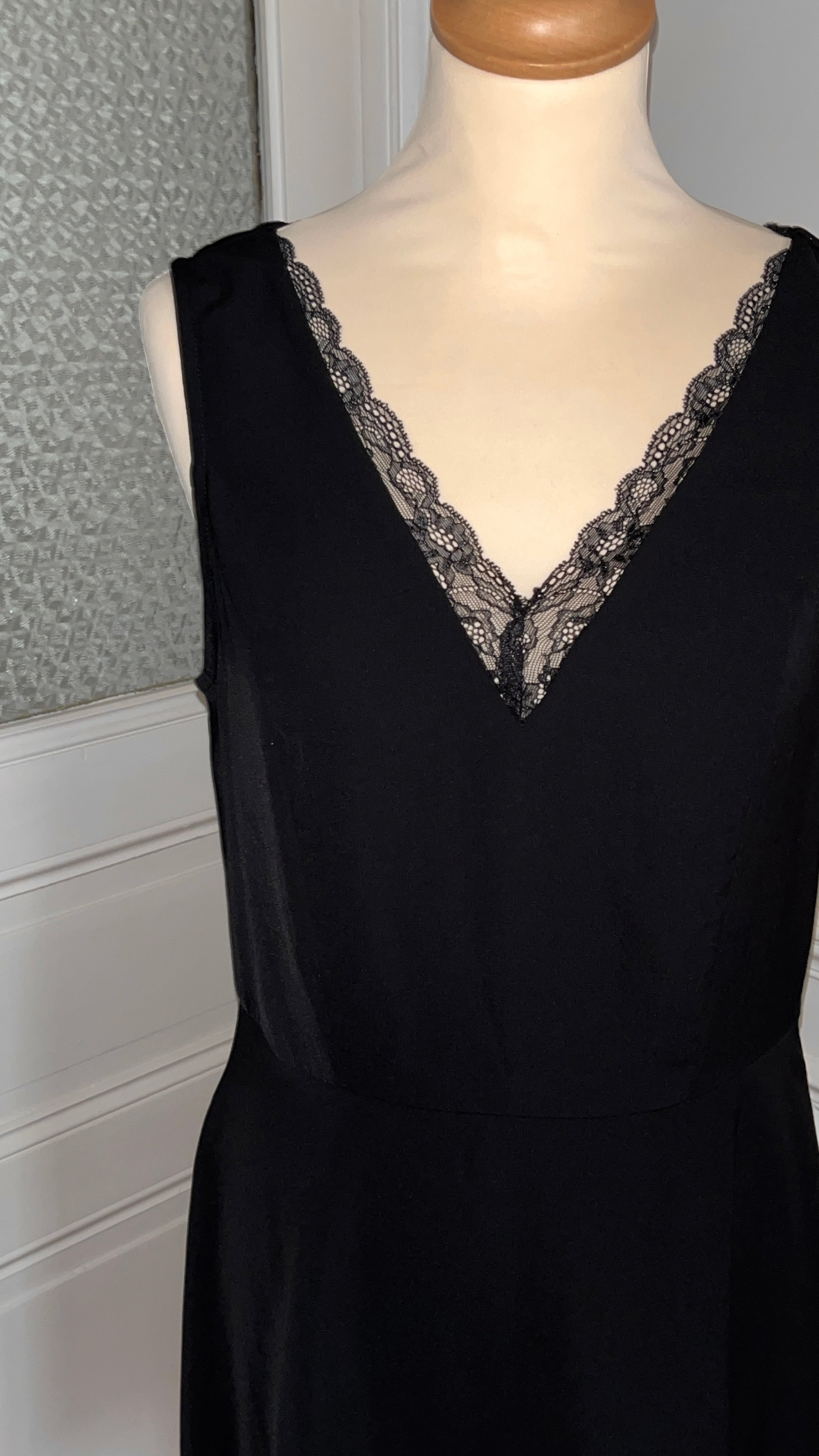 Robe encolure dentelle - Taille 40