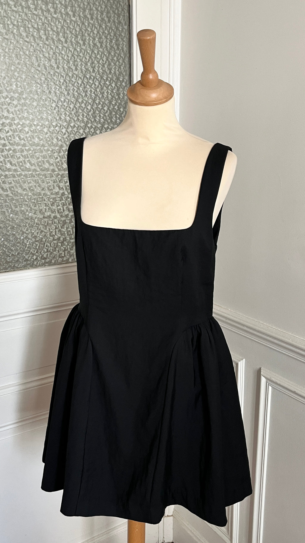 Robe noire graphique - Taille 40/42